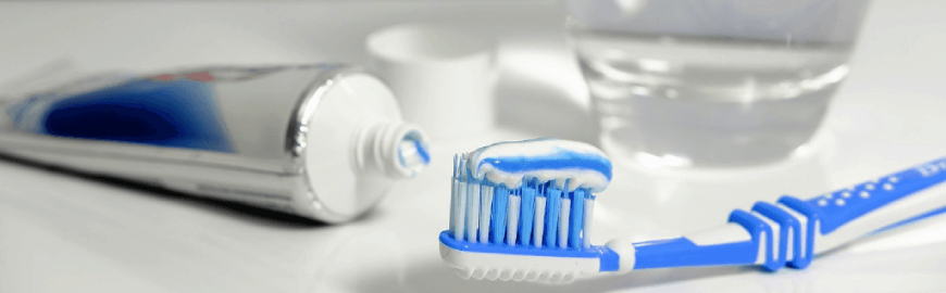 منظف الأسنان